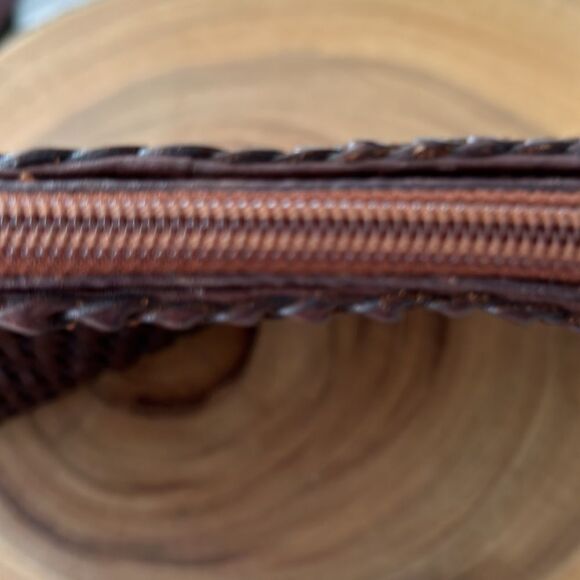 DE VECCHI BY HAMILTON HODGE ITALY LEATHER WOVEN CLUTCH - Picture 5 of 8